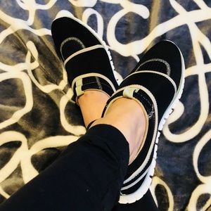 Cole Haan Sneaker Zero Grand SZ 7.5 B&G